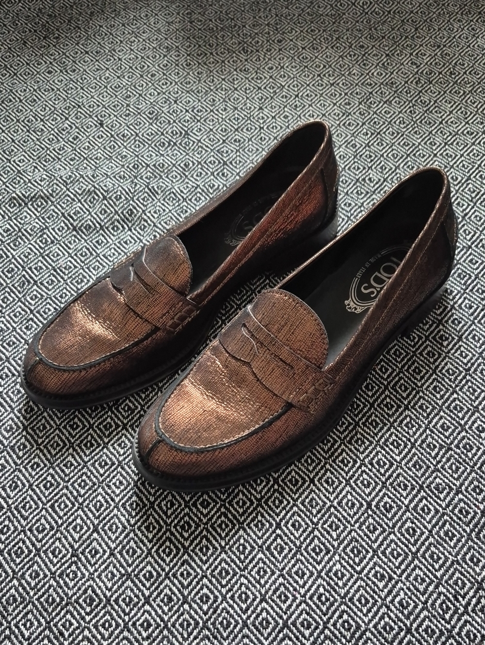 Tod's Metallic Gold Wome's Loafers Size (39) Made In Italy